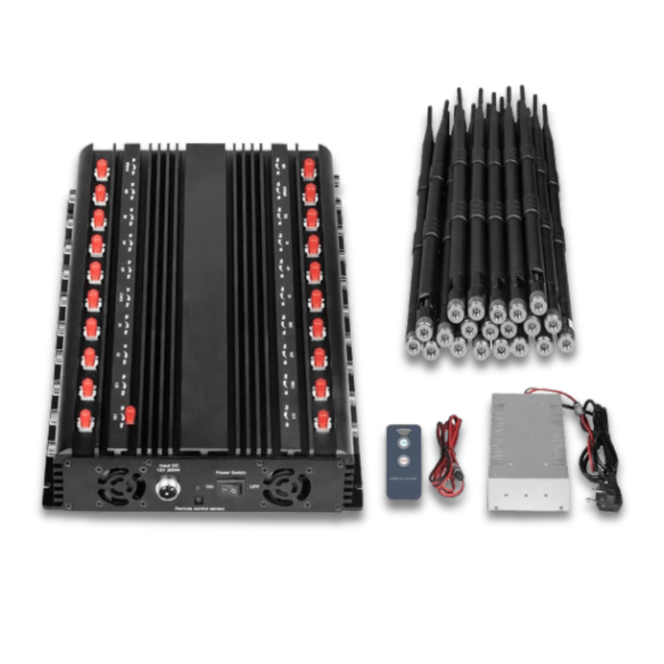 Strong Jammer - 30 Antennas